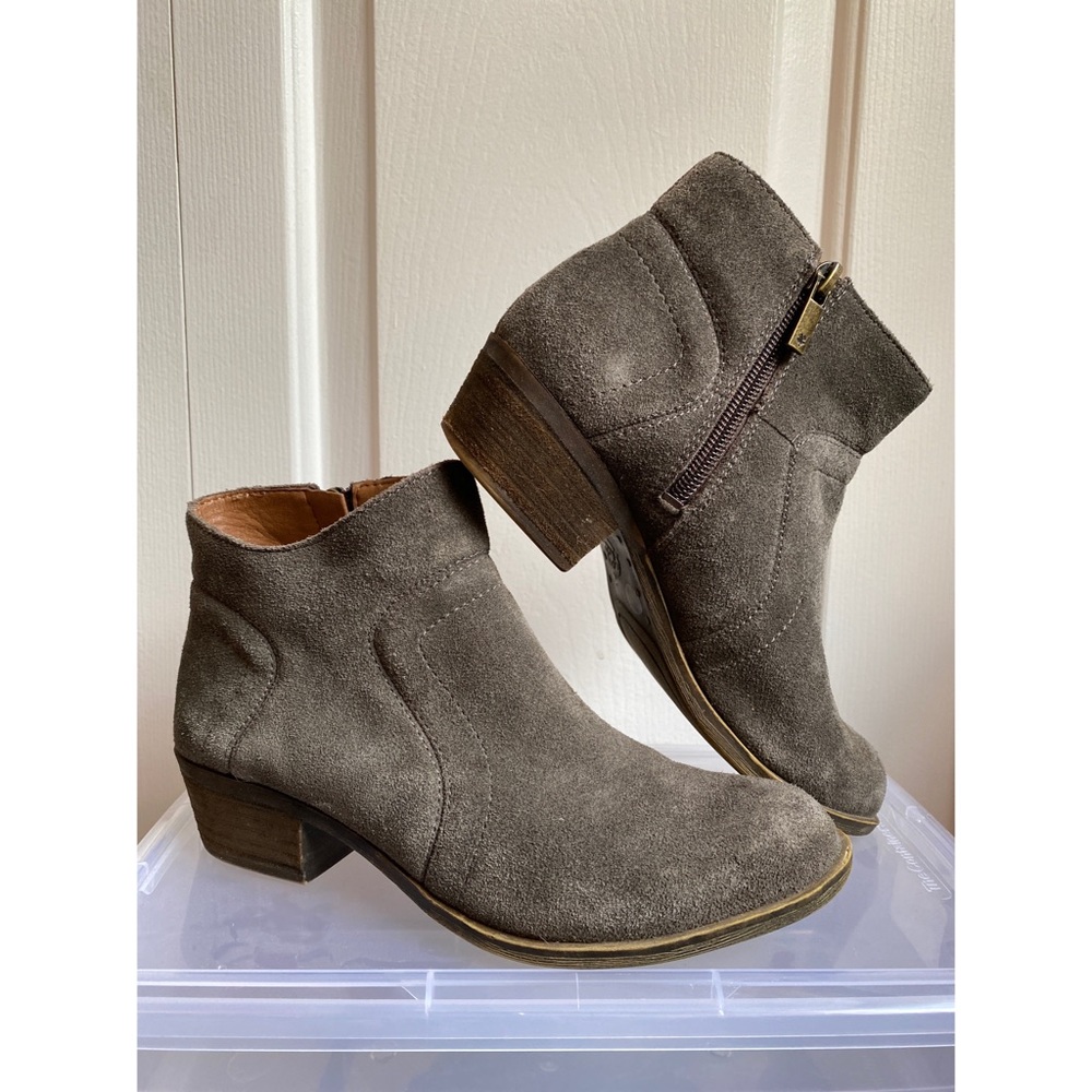Lucky Brand gray suede bootie. 6.5M